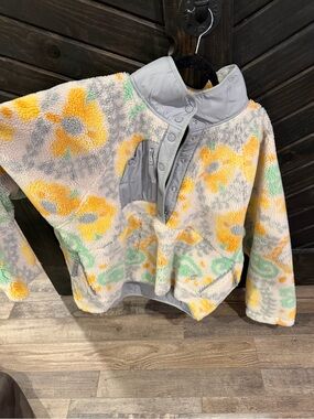 Women’s FP movement Sherpa NWOT